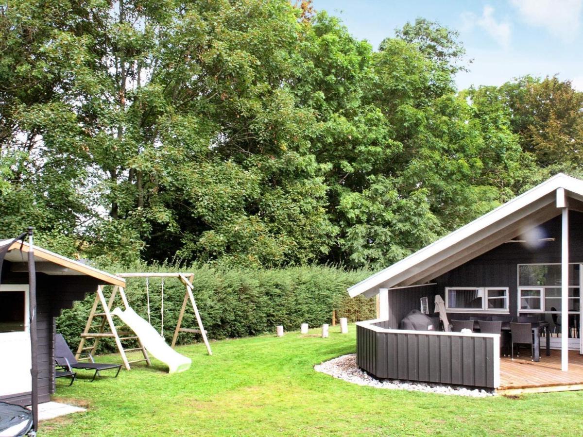 Four-Bedroom Holiday Home In Sydals 4 Vibøge Kültér fotó